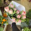 Pomo tulipanes rosas
