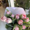 Pomo tulipanes rosas