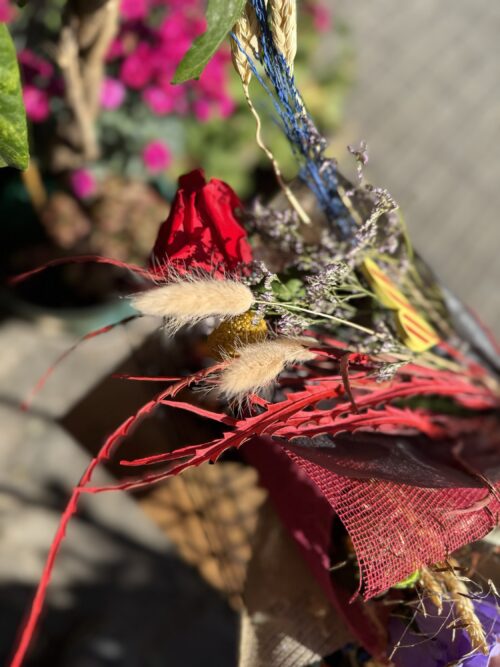 Rosa preservada de Sant Jordi con decoración rústica